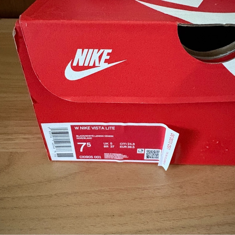 NEW w/ Box NIKE VISTA LITE sz 7.5 Black White Lemon Venom CI0905 - Picture 3 of 8